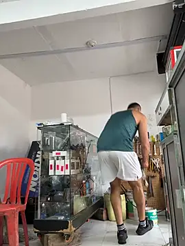 Paul22cm- 现场XXX聊天
