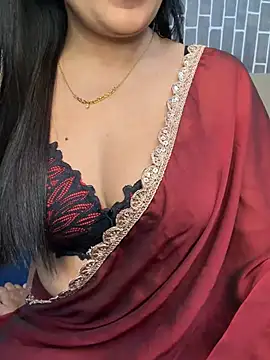 escape_with_me's Live XXX Chat