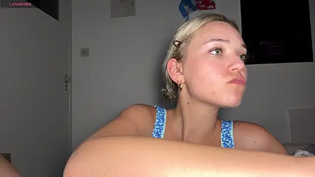 Chat XXX en directo de Kassejent