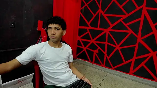Chatroom XXX en direct de efrain_boy