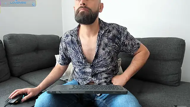 ezequiel_mobland Chat XXX in diretta
