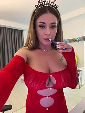 IsabellaEtthan 即時 XXX 聊天