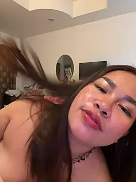 Ponthip's Live XXX Chat