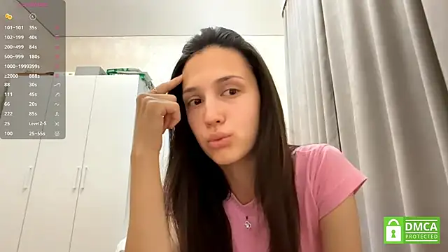 צ'אט XXX בשידור חי של GildaCode