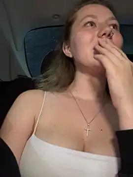 Chat +18 de AsynaYuuki ao vivo