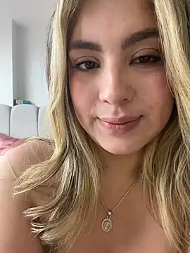 عرض كام Cloee_Rainbow1
