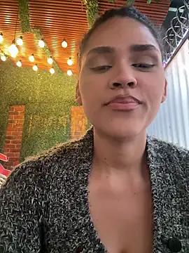 Chat XXX ao vivo de Lilithadams1