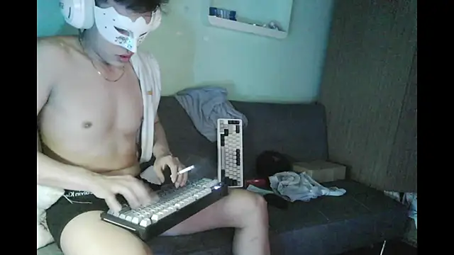 boyhigh1997 élő XXX-chatje