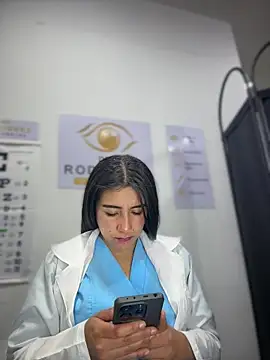 CAROLINE__07 webcam show