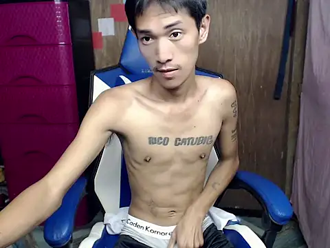 riks_tyler – Naživo XXX chat