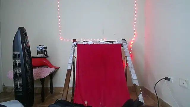 Czat XXX na żywo – Candy_chloee