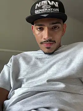 SalvadorVega – webcam-show