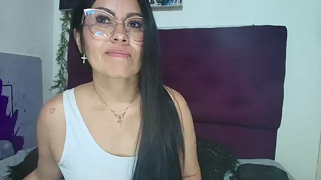 Tania_mature লাইভ XXX চ্যাট
