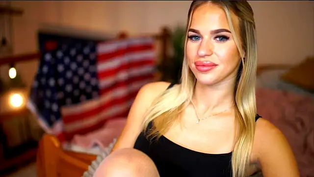 Emilyvanroessel élő XXX-chatje