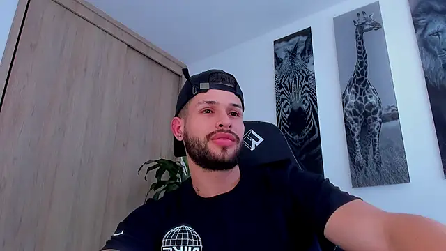 Czat XXX na żywo – Santos_ramirez1