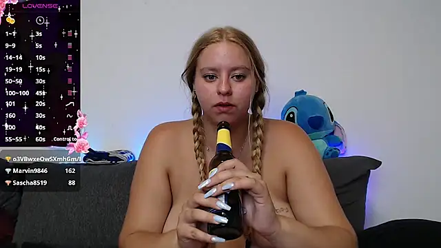 Mia_lou05's Live XXX Chat