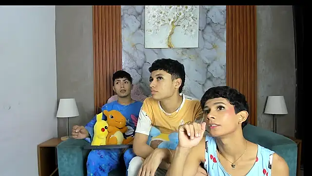AVENGER_BOYS2026's Webcam Show