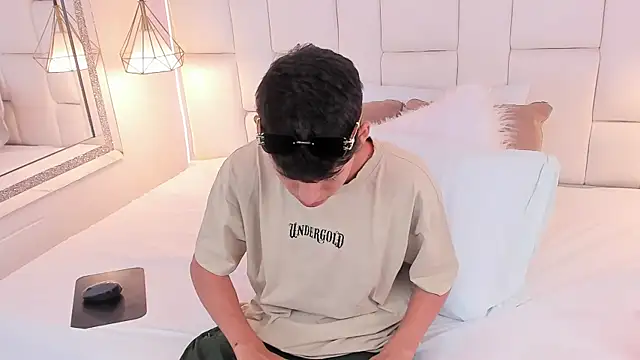 JacobFerrern Live XXX chat