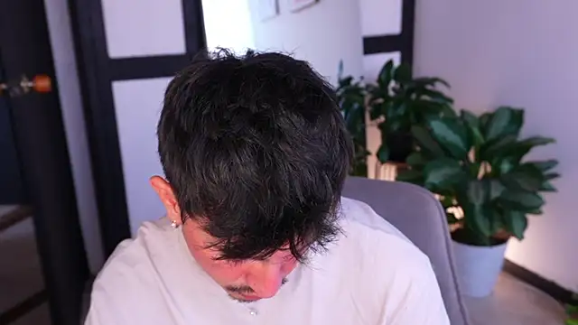 sweettaaron01 现场XXX聊天