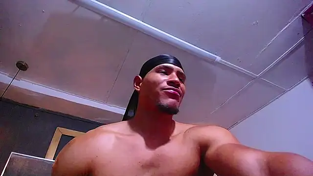 Chat XXX en directo de teddyfit19cm