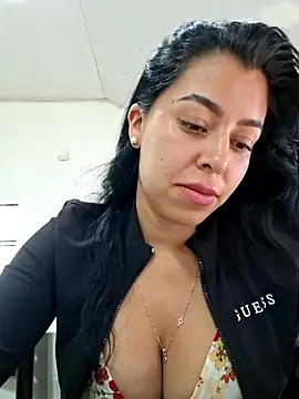 Luianna Live XXX-Chat