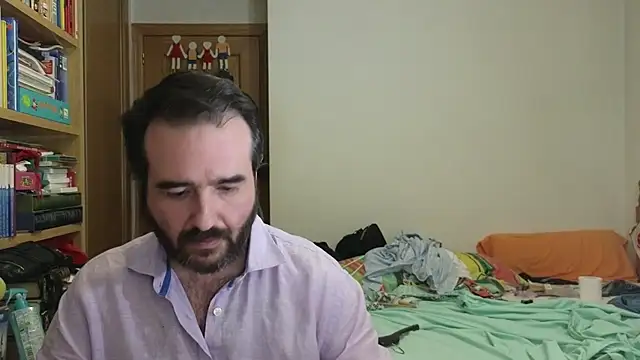 curiosillo83's Live XXX Chat