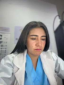 دردشة CAROLINE__07 الجنسية المباشرة