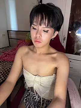 Plaxxxtique – Live XXX-chat