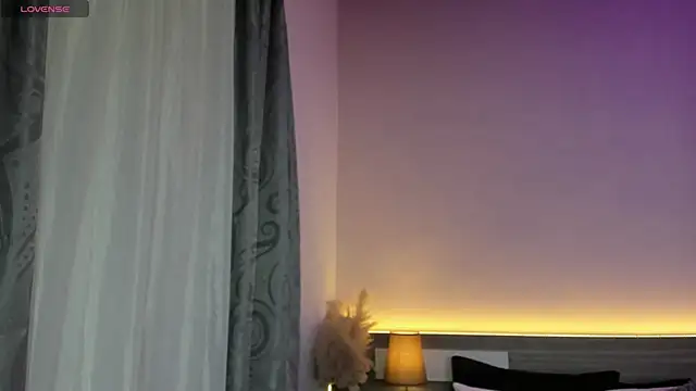 צ'אט XXX בשידור חי של ZarahFoxx