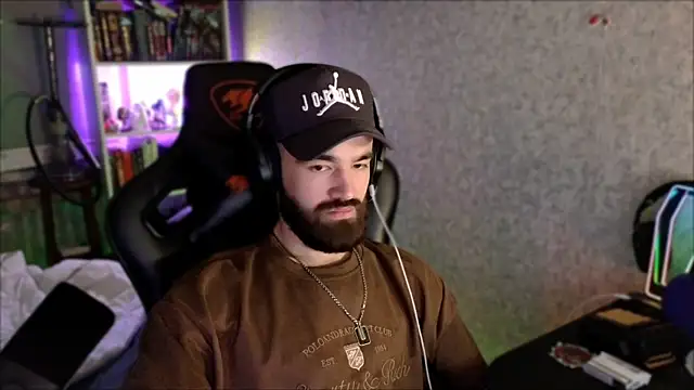 _Serious_Man Chat XXX live