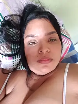 Albanis1's Live XXX Chat