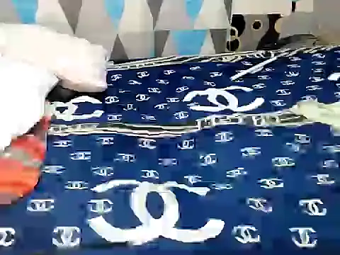 Trish_CurveCock: απευθείας συνομιλία ΧΧΧ