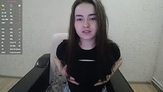 Онлайн чат XXX SelenaBrook