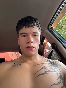 Онлайн чат XXX Logan_smith1