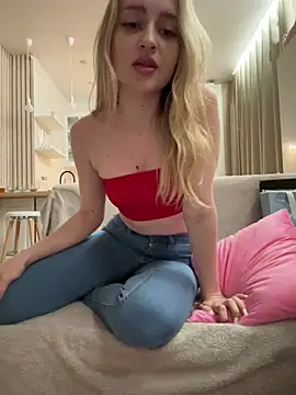 AnnaAngelis 即時 XXX 聊天