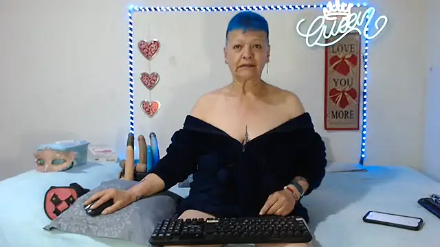 loquitaqueen011 现场XXX聊天