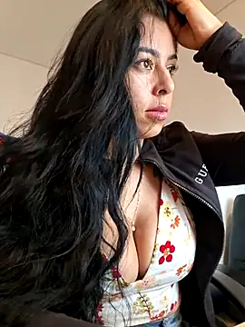 Luianna's Live XXX Chat