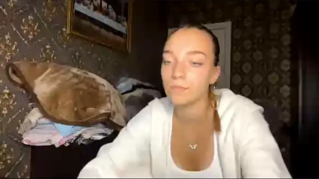 Chat +18 de TanyaSavela ao vivo