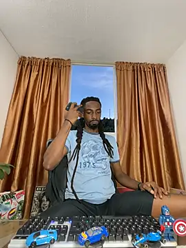 צ'אט XXX בשידור חי של Malkon_Big