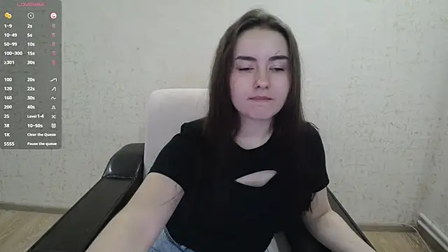 SelenaBrook: онлайн-секс-чат