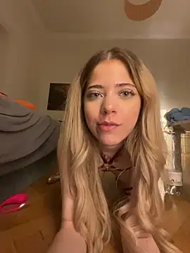 Chat XXX en directo de MelliMoon