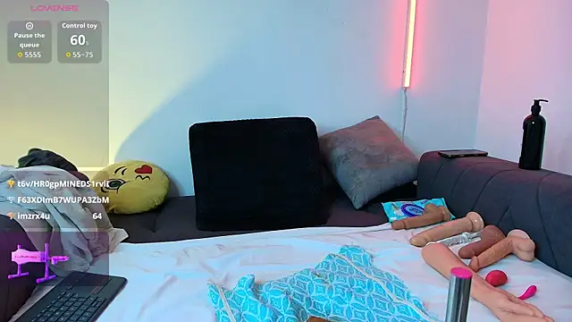 Chatroom XXX en direct de Maximiliano__Fire