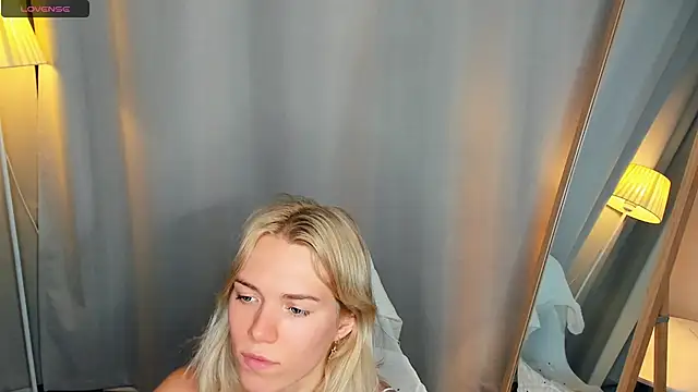 DianeHonnette – Naživo XXX chat