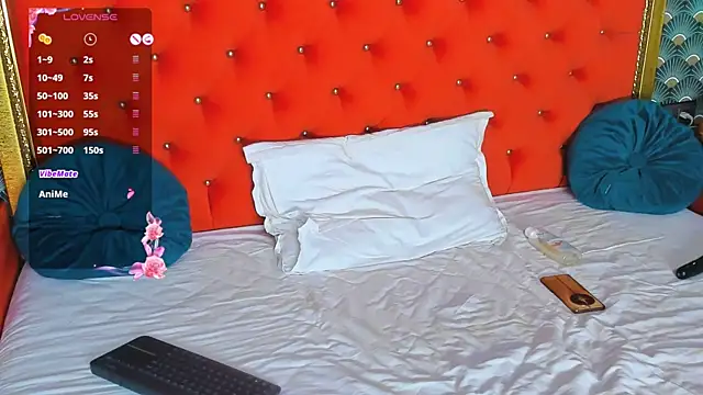 VallerieJones' Live XXX Chat