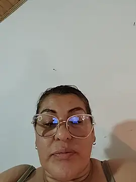 AlexxiaaMat Adlı Modelin Canlı XXX Sohbeti