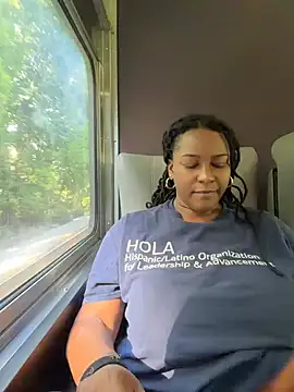 GirthGoddessCoco XXX чат на живо