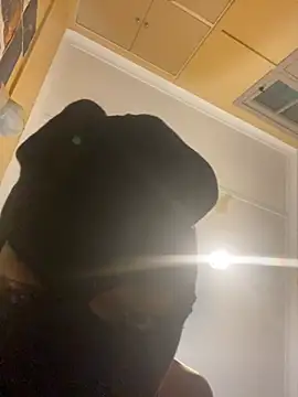 lootlove-26 Webcam Show