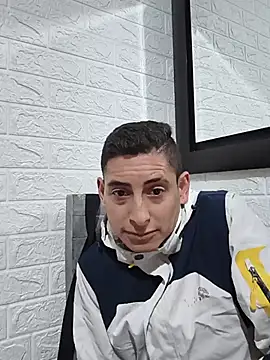 Tiger_cryad – Live XXX-chat