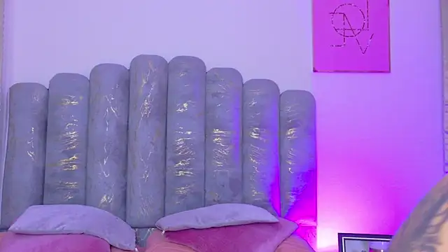 AlynAllen Chat XXX in diretta