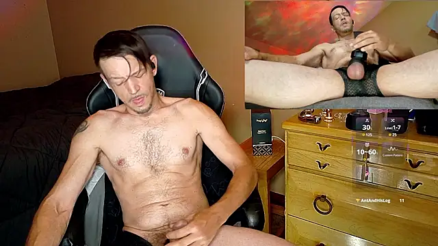 Chat XXX en directo de MasterForgedRayy